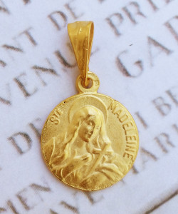 18K Gold Vermeil Saint Mary Magdalene Medal - 18mm